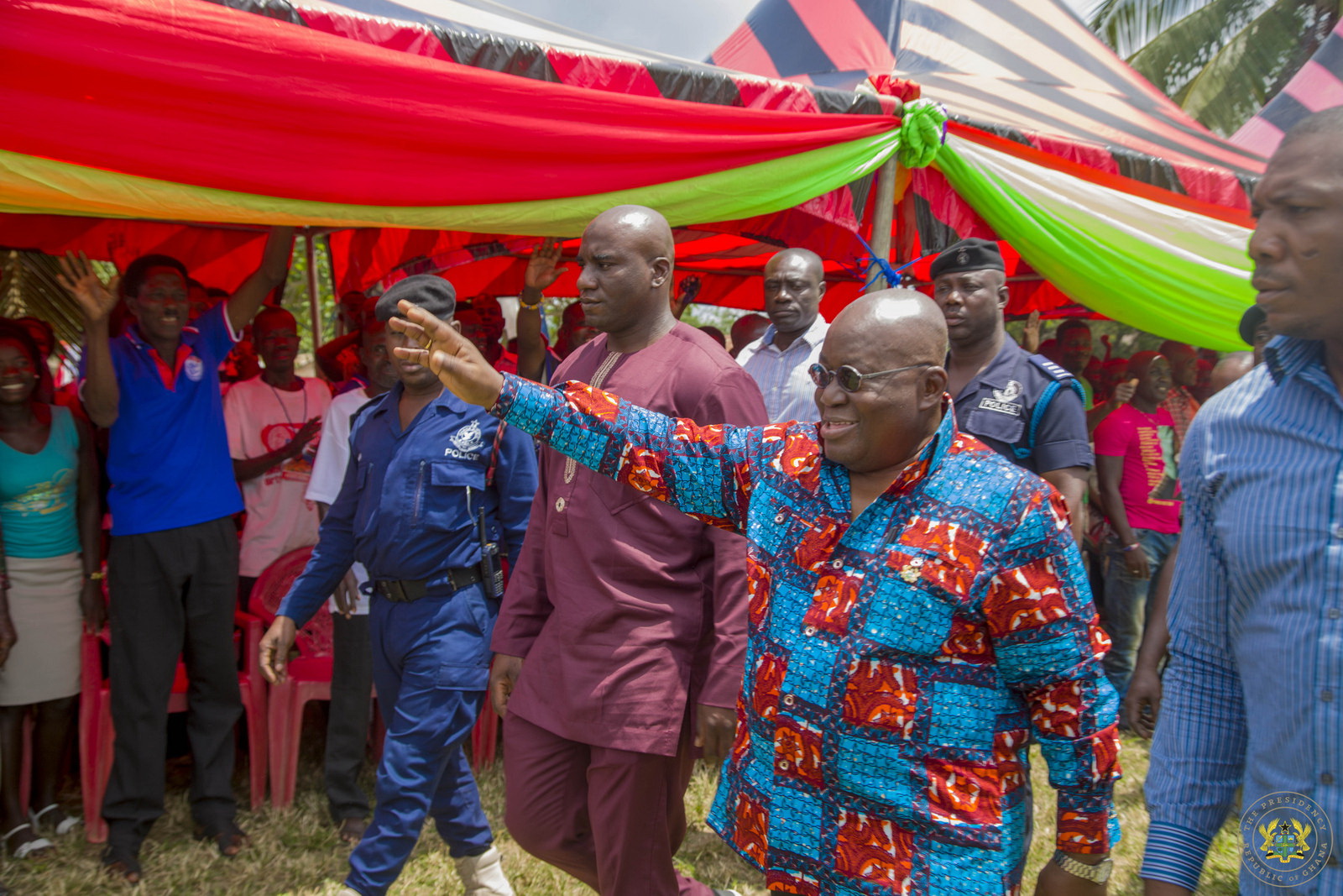 President Akufo-Addo acknowledging the gathering