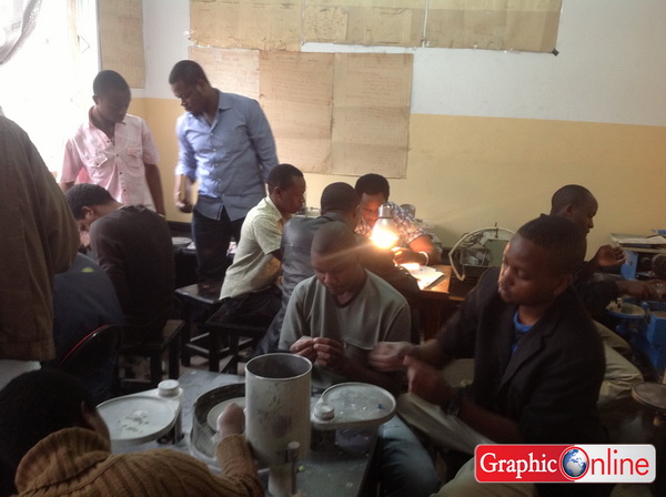 Tanzanian youth learning to put value to the raw stones