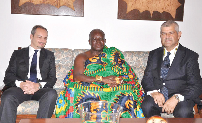 Otumfuo Osei Tutu II (middle), Asantehene, Mr Giovanni Favilli (left), Italian Ambassador to Ghana, and Mr Stefano Ramella Pezza, Honorary Vice Consul of Italy