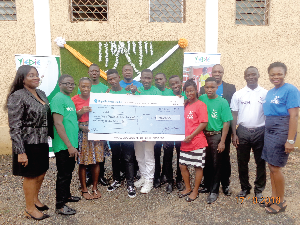 The beneficiaries together with officials from YIEDIE and the Republic Bank