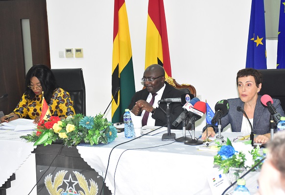 Govt won’t be lured into operating outside budget — VP Bawumia ...