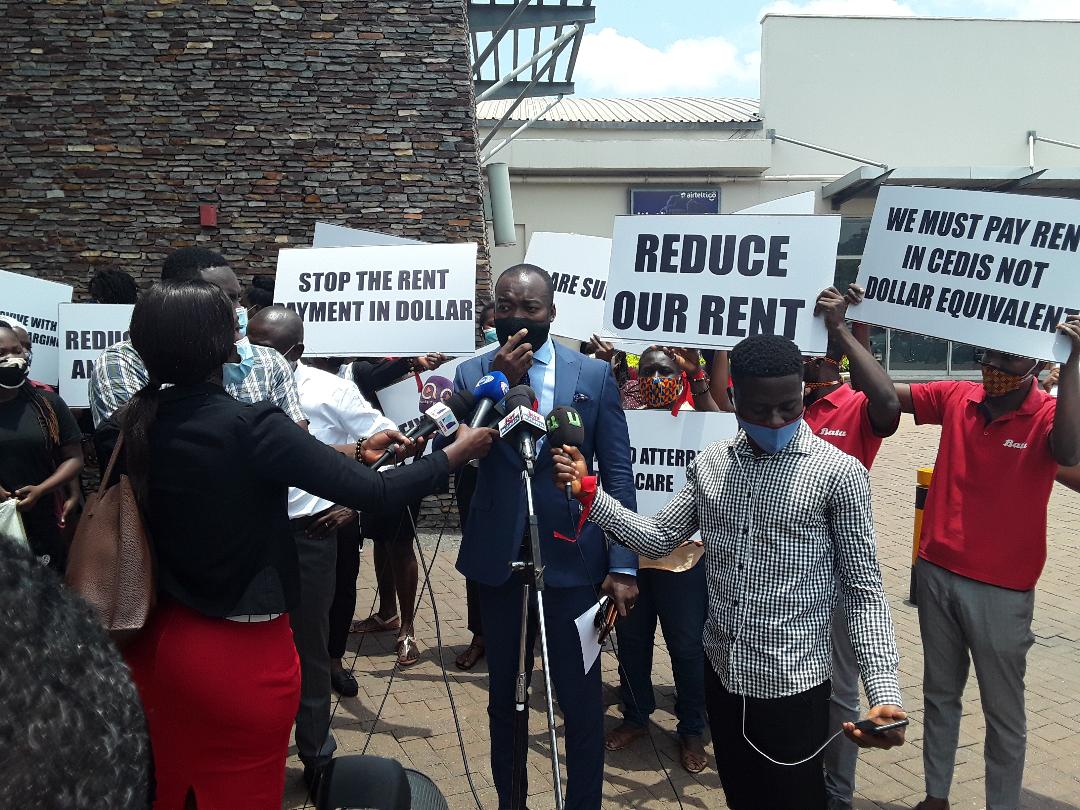 Mr John Baidoo, President of the Accra Mall Tenants Association, addressing the media