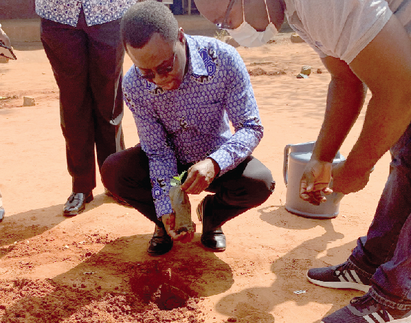  Mr Samuel Sarpong, MD, NIB, planting a tree to mark the ‘Green Ghana Campaign’