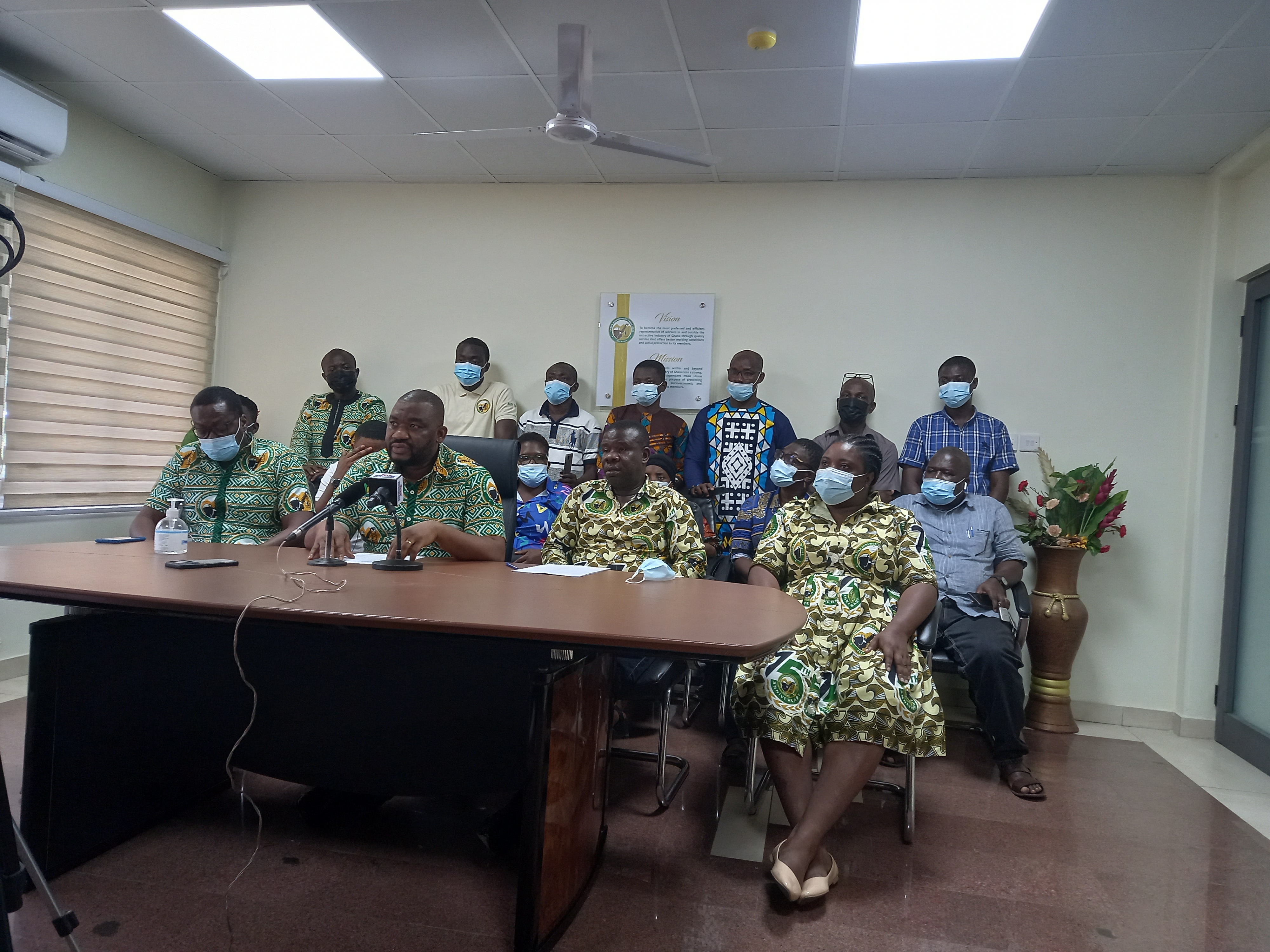 Mr Abdul-Moomin Gbana, General Secretary of the GMWU, addressing the news conference in Accra