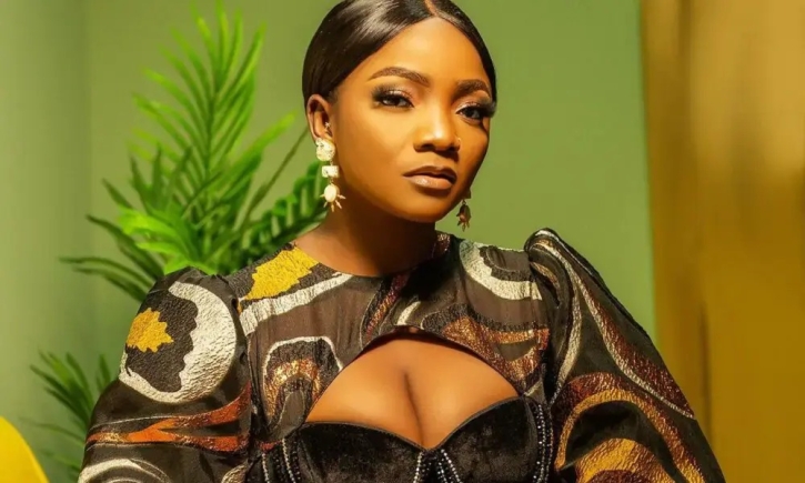 I don't believe in charging fees for collabos - Simi 