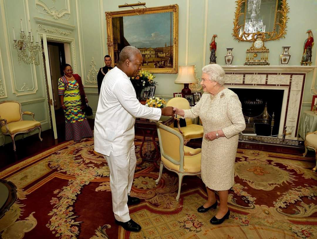 Did Kwame Nkrumah really dance with Queen Elizabeth when she visited Ghana  in the 1950s? - Quora