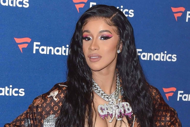 Cardi B: US Police Drop Battery Investigation Over Thrown Microphone ...