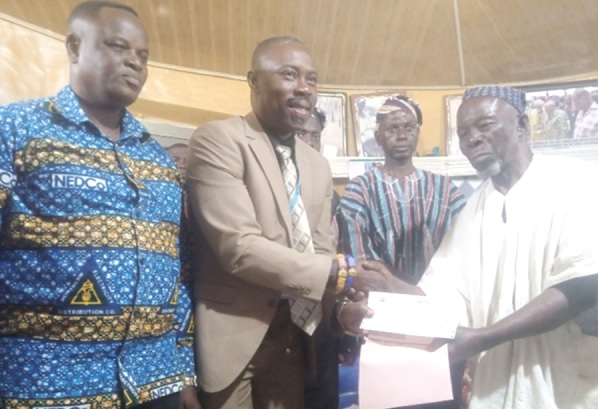 NEDCo, VRA donate to Dagbon Devt Fund - Graphic Online