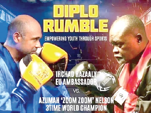 Irchard Razaaly (left) will face off with boxing icon Azumah Nelson in an exhibition bout next month