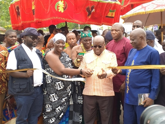 Akufo-Addo inaugurates 40.4 km Bechem-Techimantia-Akomadan road ...