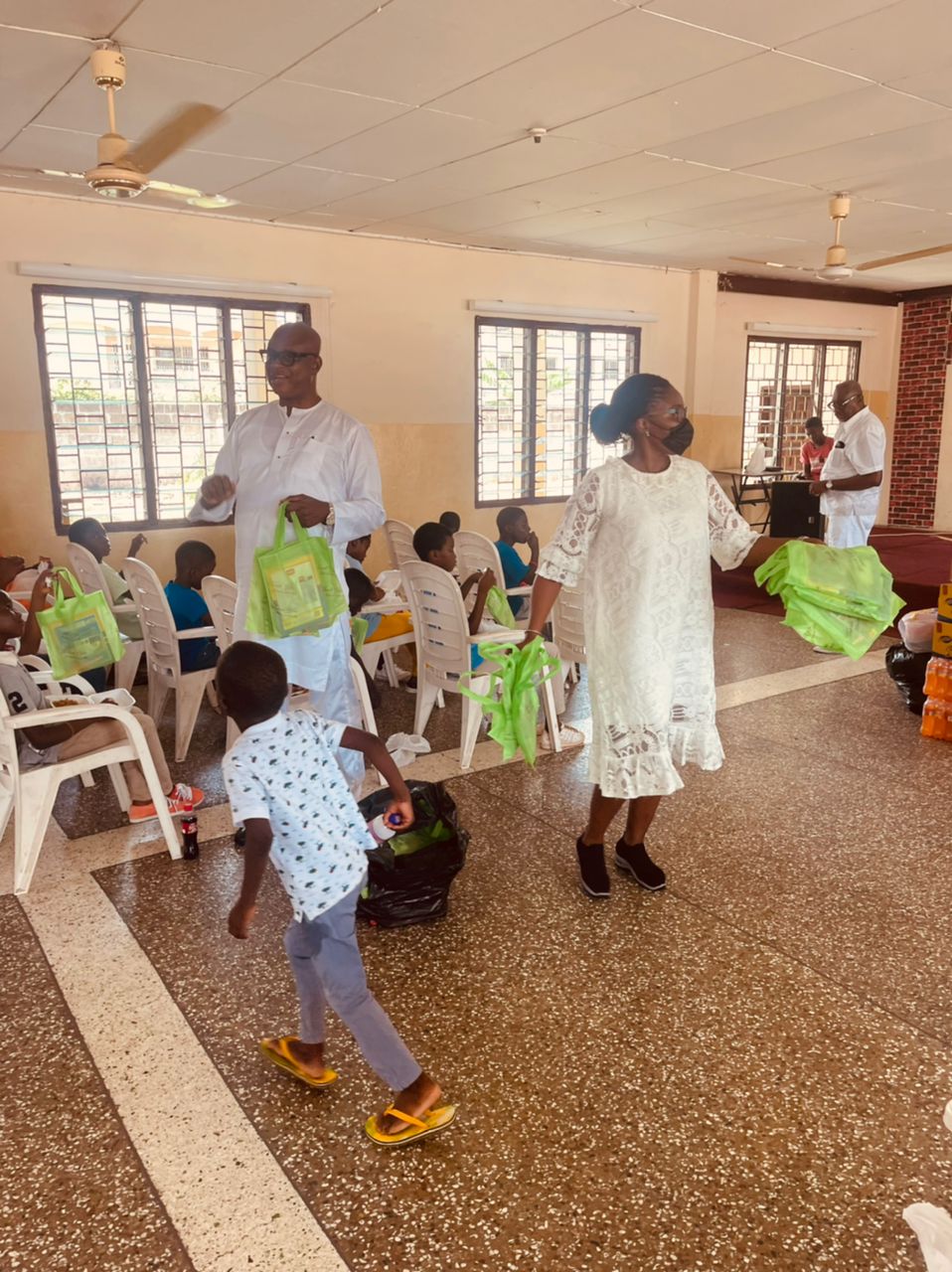 PHOTOS: Kojo Bonsu feasts with children at Osu Children's Home to mark  birthday - Graphic Online