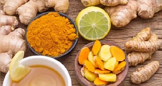 7 benefits of drinking ginger-turmeric tea in the morning