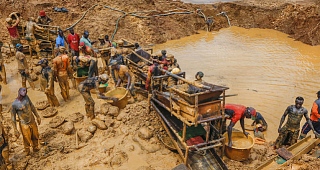 Government disbands community mining schemes